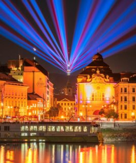 White night 2026 in Bratislava, Slovakia

Captured by @daniel_ejpriou 

#bratislava #slovakia #slovensko #bielanoc #whitenight